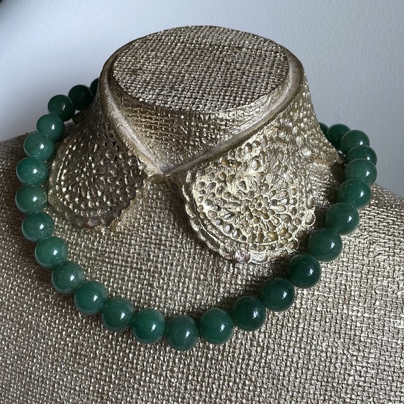 Genuine Natural Jade Necklace - Picture 5 of 6